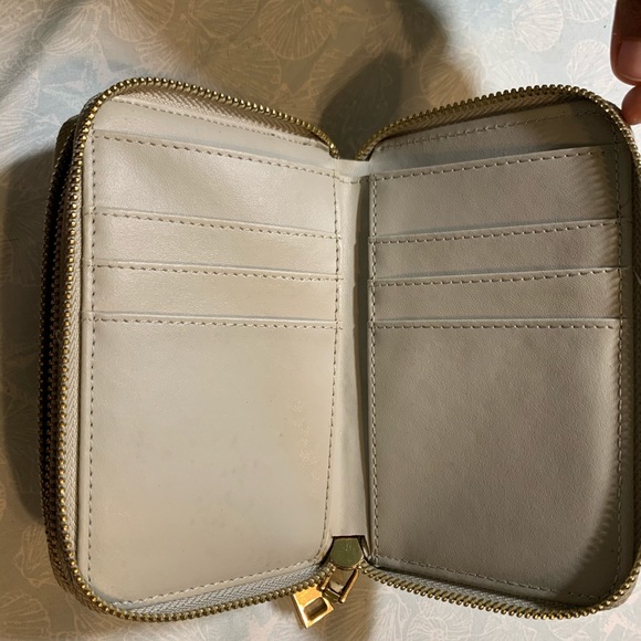Small Light Grey Wallet - Picture 6 of 14